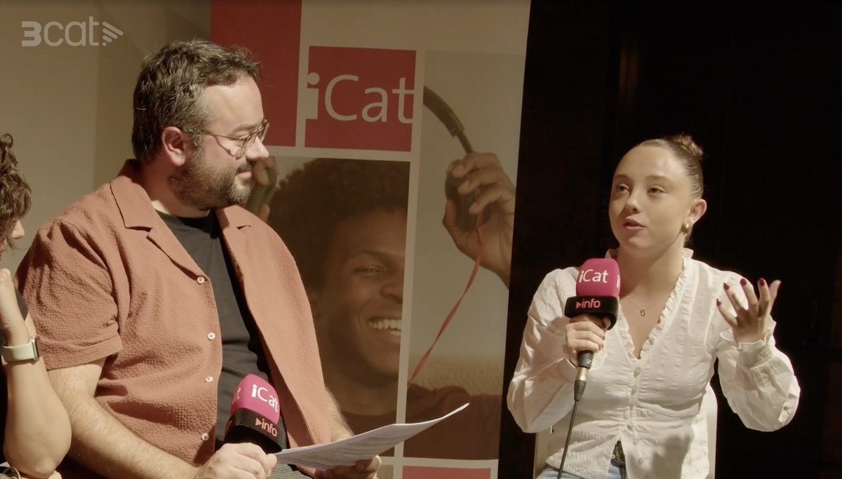 SerieSelektor LIVE des de la Fàbrica <a href="/MoritzBarcelona/">Moritz Barcelona</a>!

Un especial per fer-vos recomanacions del <a href="/SZSfest/">SERIELIZADOS FEST</a> i conversant amb Carla Quílez (#Pubertat i #Yakarta).

Enllaç al vídeo: 3cat.cat/3cat/seriesele…