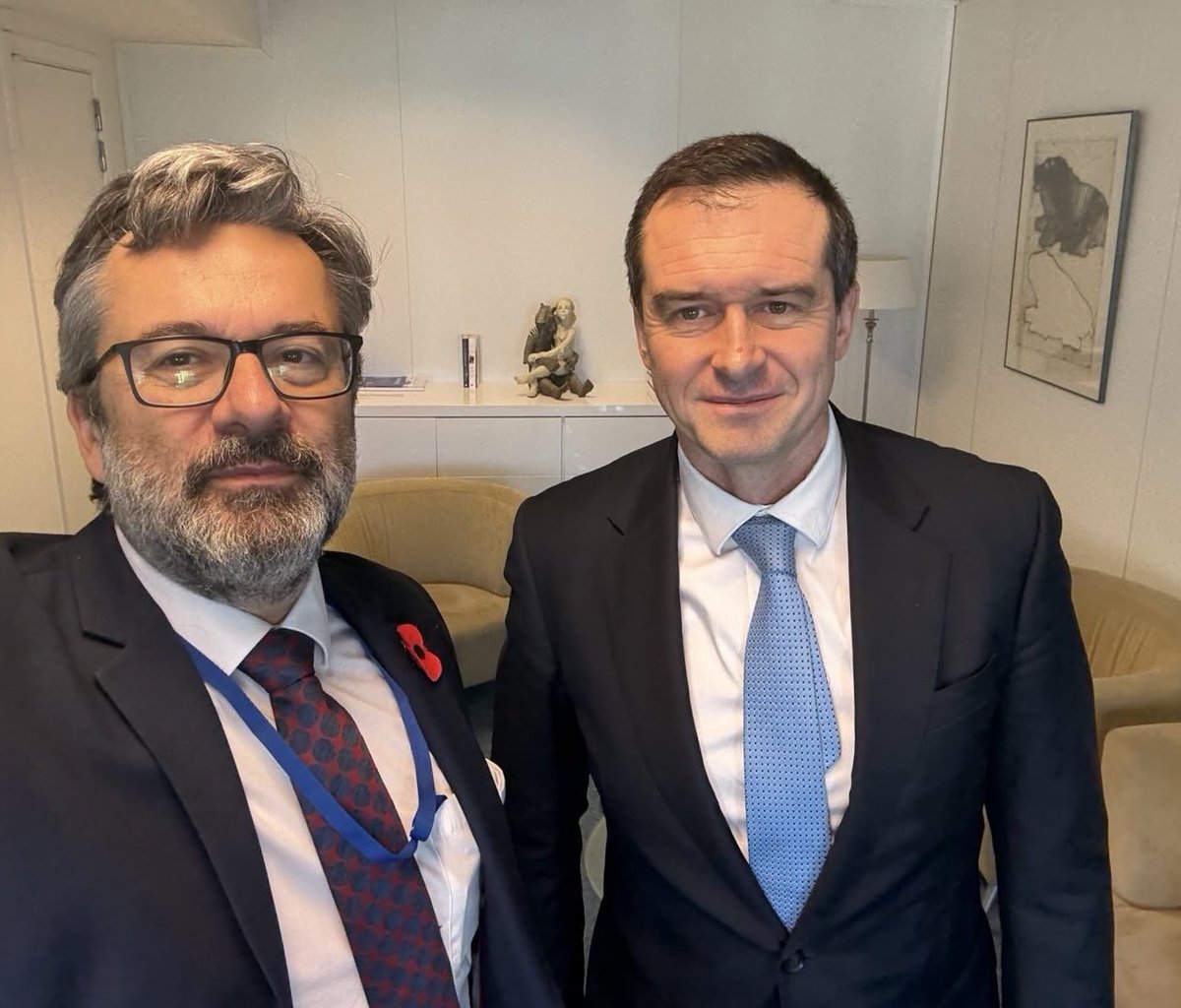 Ambassador <a href="/VladimirBaertl/">Vladimír Bärtl</a> met today with 🇺🇦Ambassador to the 🇪🇺 <a href="/VVChentsov/">Vsevolod Chentsov</a> . 

He assured him of our continued support of 🇺🇦 in defense against Russian aggression, including in preparations for the winter period, as well as of the strong support of 🇨🇿 in adopting further 🇪🇺