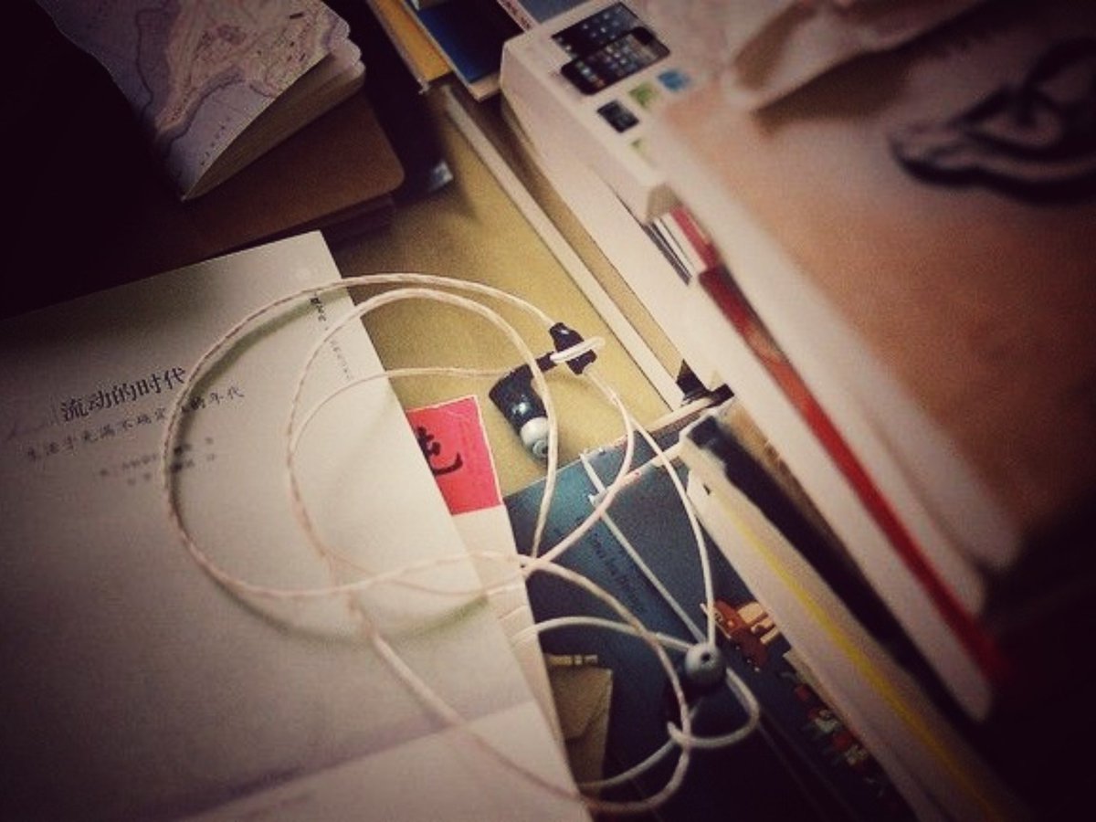 amoraoyd's tweet image. ♫⋆. every song tells a story, #ssinella ♪˚