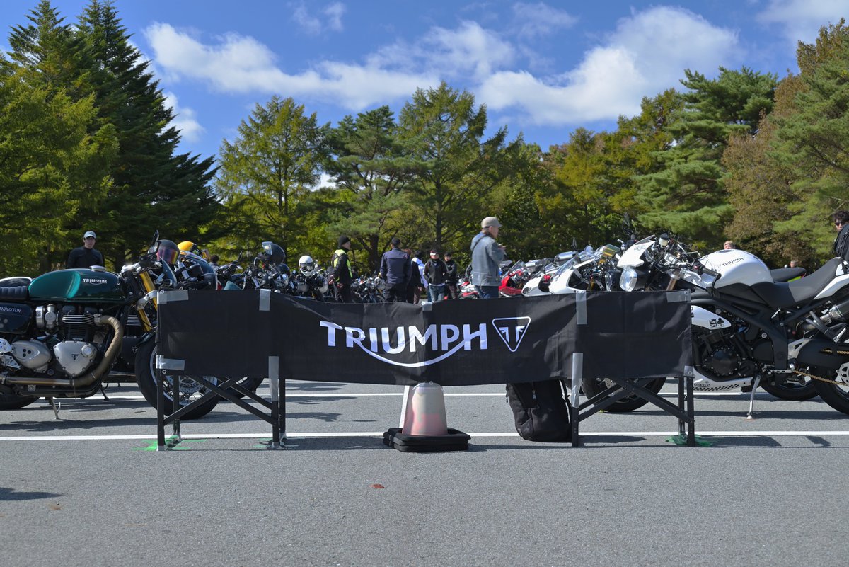 takano5214's tweet photo. 今年も九州トライアンフミーティング参加してきました！
色んな車両が見れてめっちゃ楽しい✨✨
（来年はデイトナ増えないかなw）
 #九州トライアンフミーティング2025 https://t.co/dfndv5dnmV