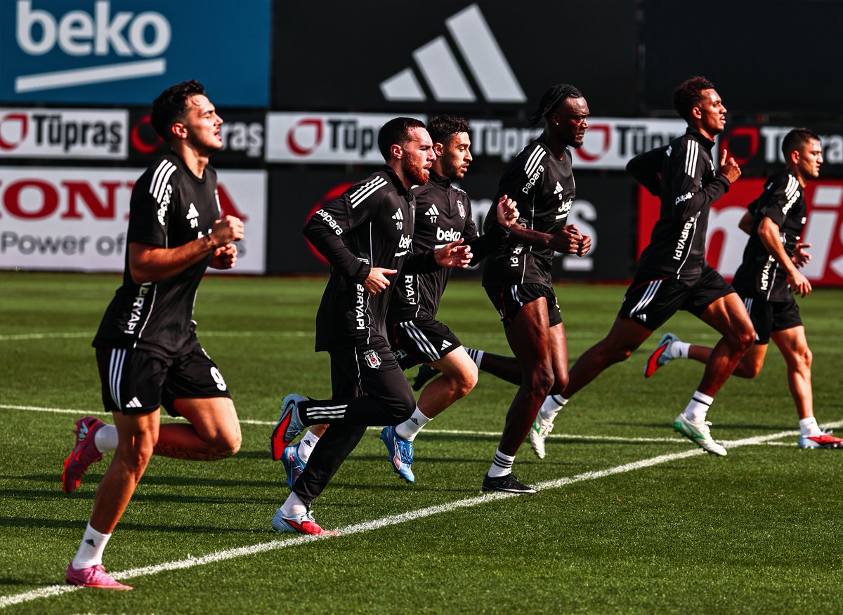 Besiktas's tweet image. H. Antalyaspor maçı hazırlıklarına başladık. 🦅
