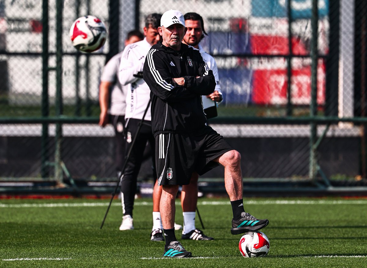 Besiktas's tweet image. H. Antalyaspor maçı hazırlıklarına başladık. 🦅