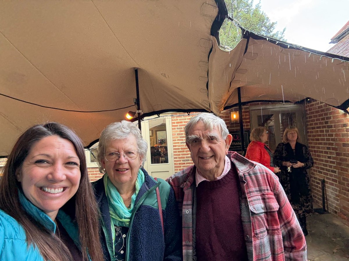 managertools's tweet image. Last week Amanda had the pleasure of being in London! Great group for the conferences &amp;amp; caught up with community member Matt Smith. There was even time to have lunch with the Amazing Lord&apos;s (Wendii&apos;s Parents).