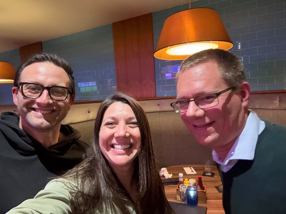 managertools's tweet image. Last week Amanda had the pleasure of being in London! Great group for the conferences &amp;amp; caught up with community member Matt Smith. There was even time to have lunch with the Amazing Lord&apos;s (Wendii&apos;s Parents).