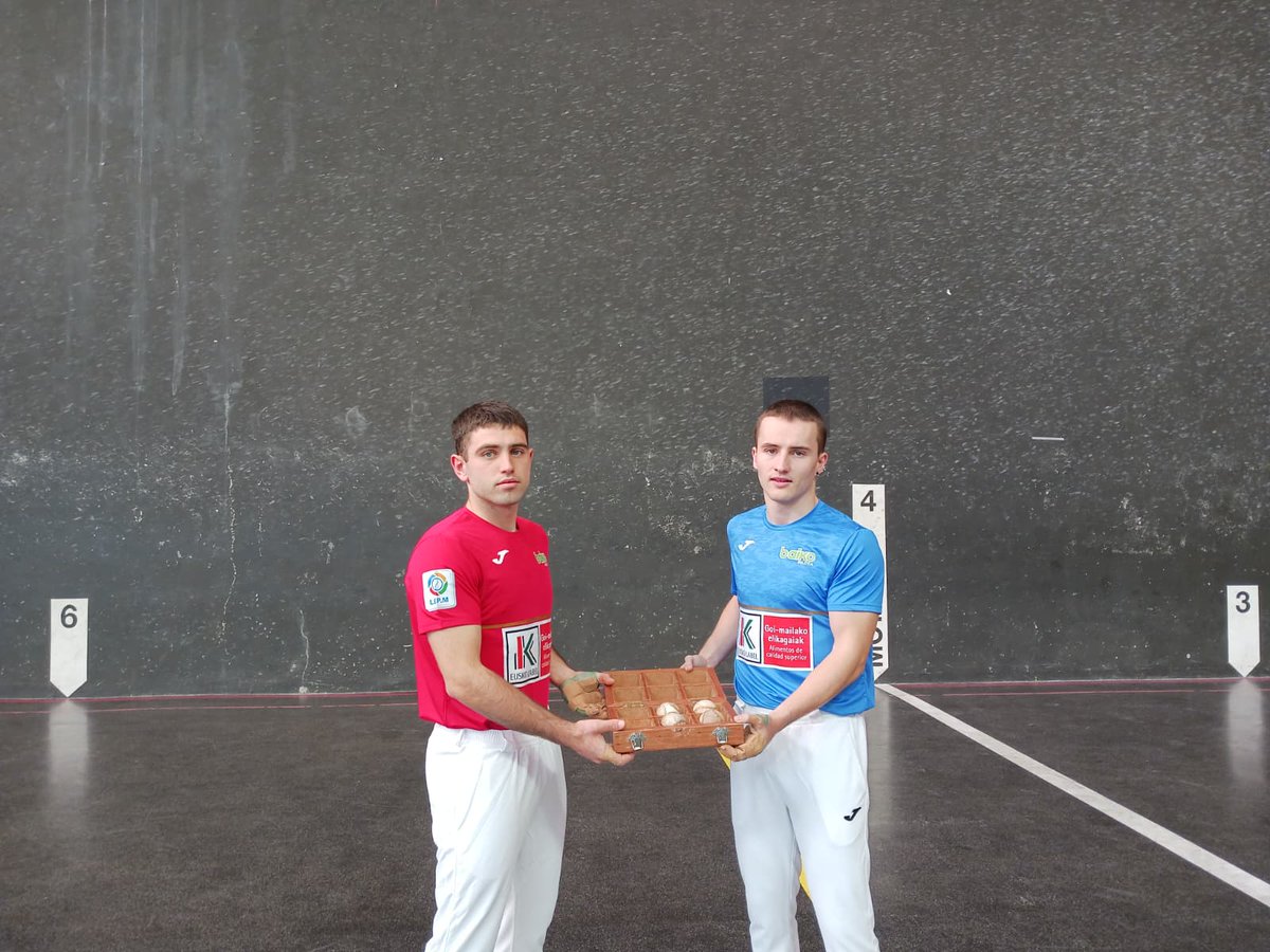 🍀 Zorte on, Amiano!

⚾ Unai Amiano irundarrak Lau T'erdiko B Serieko finala jokatuko du larunbat honetan Irunen Beñat Senar pilotari ataundarraren aurka. 

📎 Irakurri albistea osorik hemen: irun.org/eu/berriak/uda…