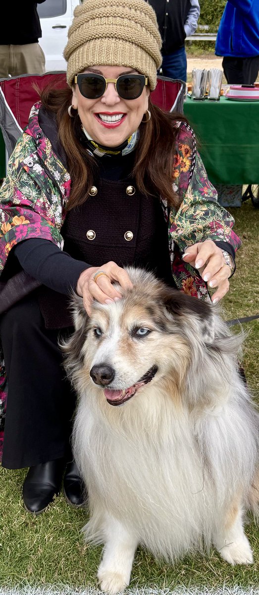 gaylabentley's tweet image. ✨ A Chilly Day at the Polo Fields 🧣🐎✨

Layers with personality kept me warm as toast at the polo game in Aiken South Carolina. Style laughter and elegance made it a day to remember. 💋

#GaylaBentleyStyle #FashionsStepsister #AikenSC #PoloStyle #StyleThatTeaches