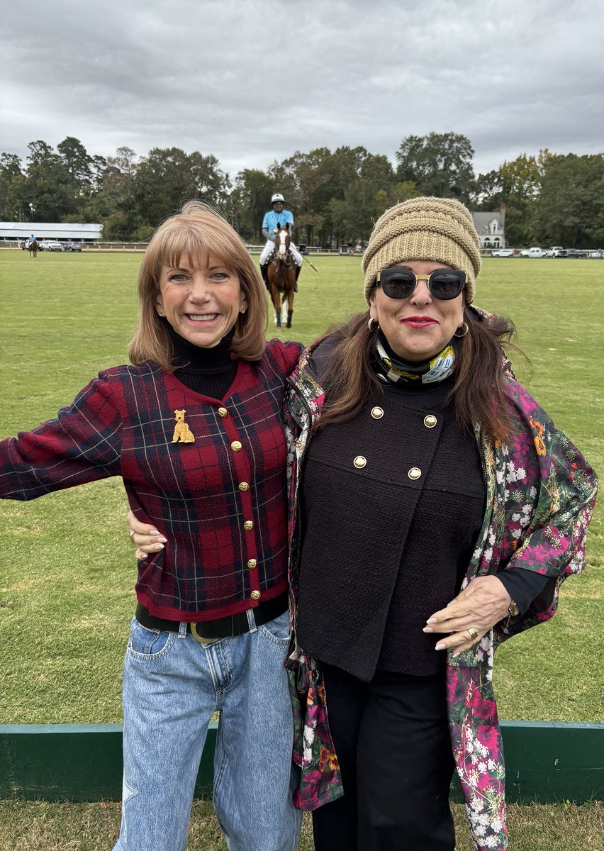 gaylabentley's tweet image. ✨ A Chilly Day at the Polo Fields 🧣🐎✨

Layers with personality kept me warm as toast at the polo game in Aiken South Carolina. Style laughter and elegance made it a day to remember. 💋

#GaylaBentleyStyle #FashionsStepsister #AikenSC #PoloStyle #StyleThatTeaches