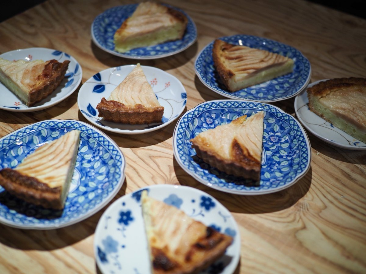秋が終わり、冬を迎える頃。
タルトが最も美味しい季節となります。
tarte aux le lectier 
ご予約は11月10日まで

fukiagefarm.com/items/5d836785…