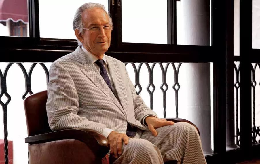 Un día como ayer, pero de 2018, fallece Juan Ml. Pellerano Gómez, el padre del nuevo constitucionalismo dominicano, el jurista dominicano más completo y el más citado en los tribunales. Y no es para menos: el maestro inició a toda una generación de abogados en las nociones