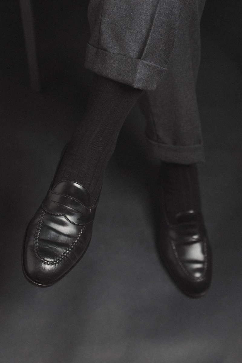 Kevin_Ayia's tweet image. Maybe…just maybe…you should wear your double breasted suit to the nightclub