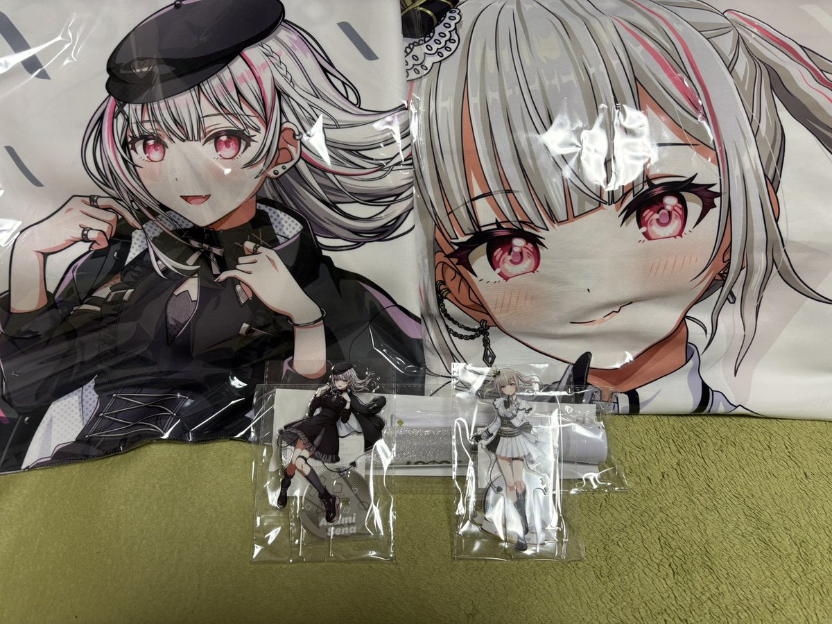 87oneTomo's tweet photo. 良い推しの日なので...
セナちゃんの5周年とフェスのグッズが届きました✨
リュックは普段使いも良い物で内側はレオ君が沢山居ました😈
モチーフアクセサリーも思ってたより大きく何処に付けるか迷ってしまう...
フェスのグッズは良い物としか...
アクスタも早く並べて置きたい...
#空澄セナ https://t.co/lcj7AC7lIZ