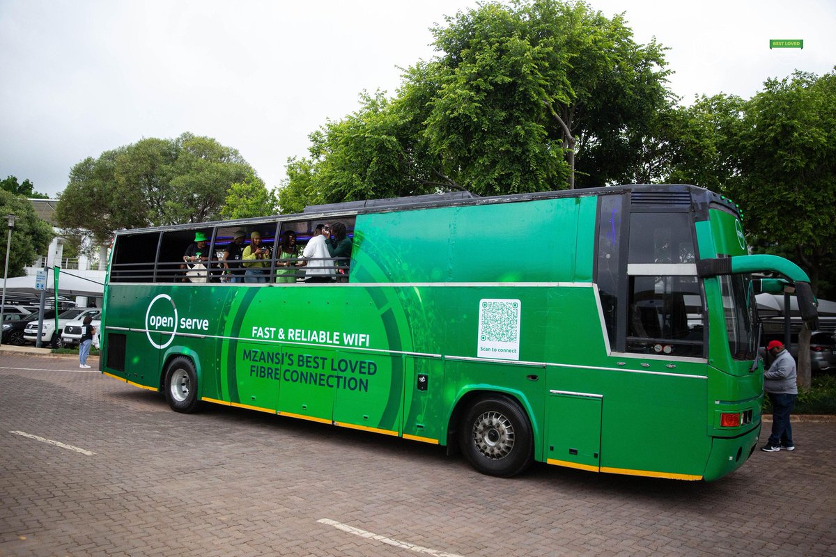 It’s a vibe! 🚍💨 The #Openserve Fibre Day Bus Tour is connecting Mzansi from Jozi to CPT  celebrating the power of real connection, community &amp; speed! ✨
#openservefibreday ai fambeni as <a href="/KhutsoTheledi/">Khutso Theledi</a> would say 💚