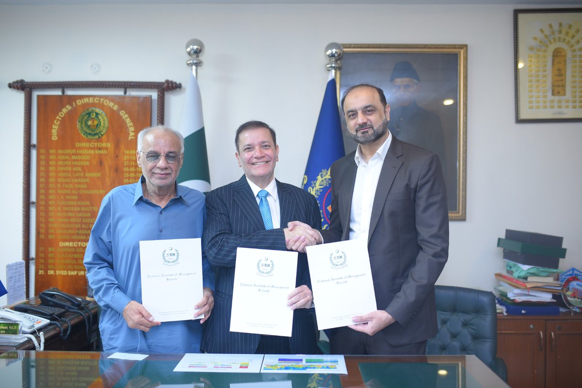 DrSyedSaif's tweet image. To develop an Urban Forest 🌳 in National Institute of Public Administration (NIPA), Karachi, Pakistan, an MOU has been signed betweeen NIPA Karachi, Pakistan with Mr Murad Soni, Chief, Community Police Karachi (CPK) &amp;amp; Mr Razzaq Pardesi

#karachi 
#cpk 
#nipa