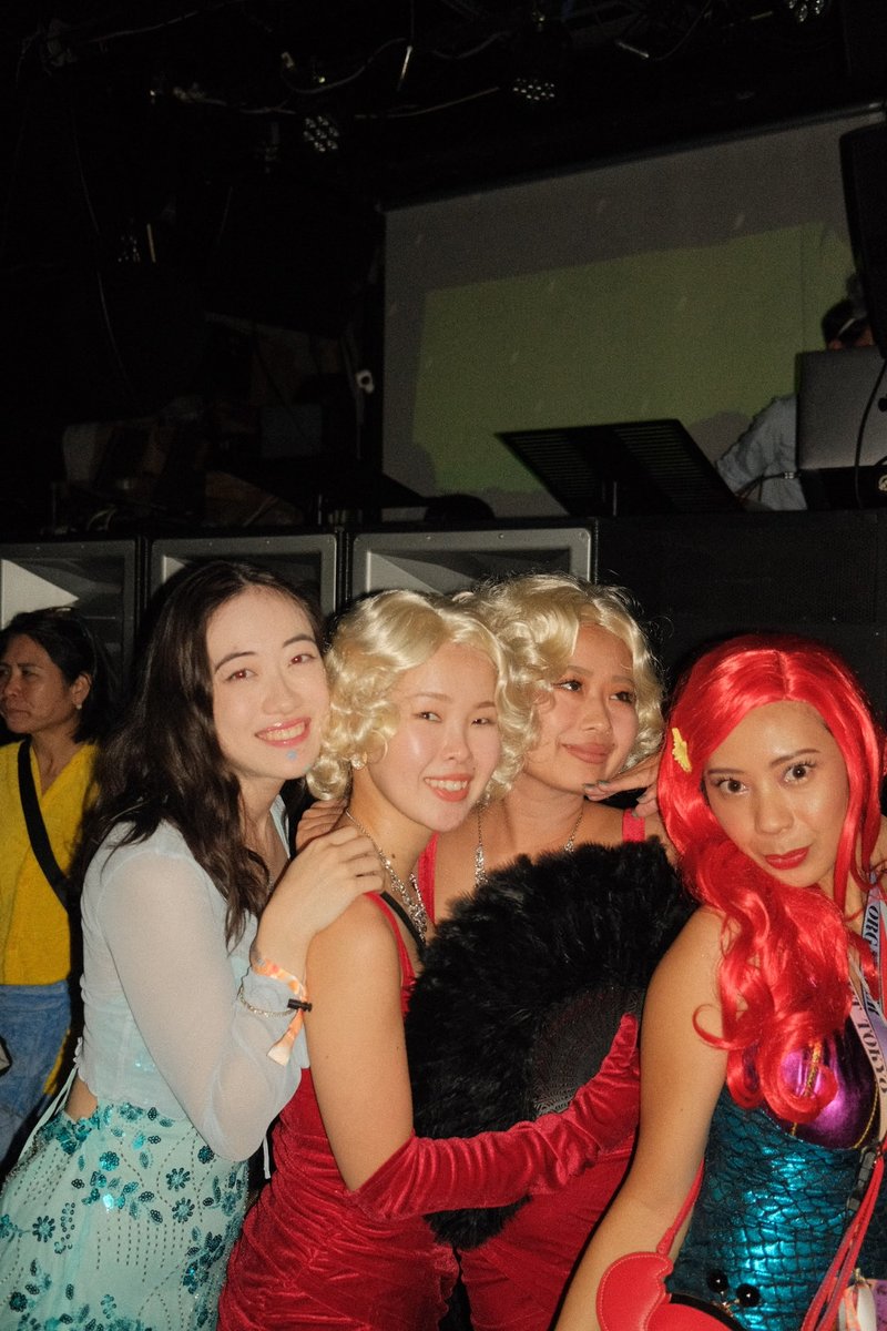 #TheErasNightTokyo Vol. 4

ハロウィンでがちで仮装したの初めて！
まじで楽しかった笑
来年はまたハロウィンでやりますか？！😋🎃👻