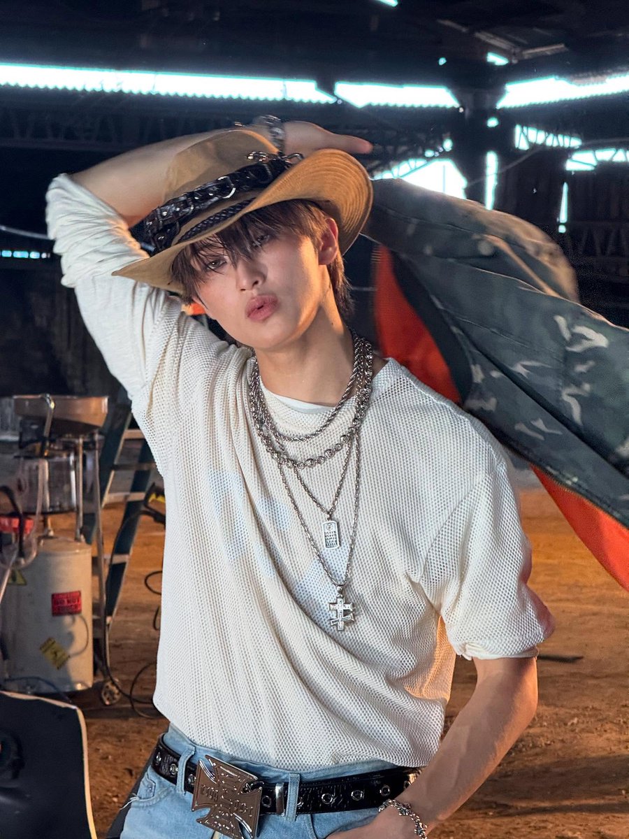 NCTDREAMCENTER's tweet image. 251104 #MARK Instagram (1)
instagram.com/p/DQoi_eriRhc

#NCTDREAM @NCTsmtown_DREAM