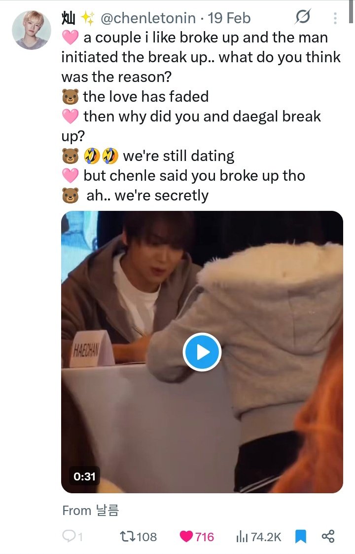 chenleromance's tweet photo. #CHENLE said he's open-minded dad😂😂😂 he's okay with #DAEGAL have boyfriend. but i think chenle is too open-minded bcs he accepts from all races😭
daegal's boyfriend list:
1. noah (cat)
2. teddy bear (doll)
3. haechan (human-male)
4. manager noona (human-female) https://t.co/ROwkNLNrWO