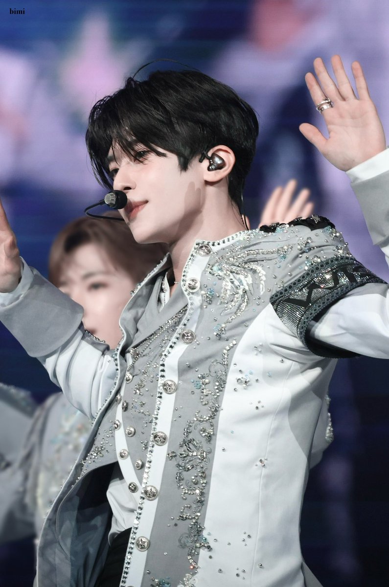 bimi511's tweet image. 251031

#시온 #SION #シオン
#NCT #NCTWISH