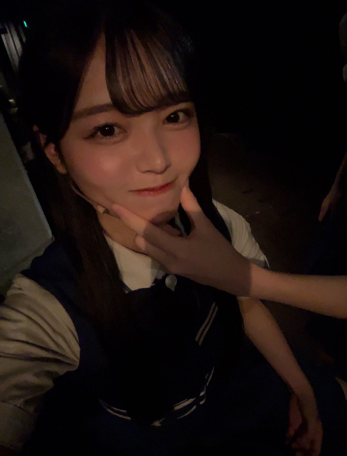 秋田莉杏 直筆 サイン 生写真 パジャマ 秋田莉杏 直筆 サイン 生写真