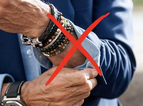 0xLoris's tweet image. The number one rule of investing is never trust a man who wears bracelets

This rule has never failed me