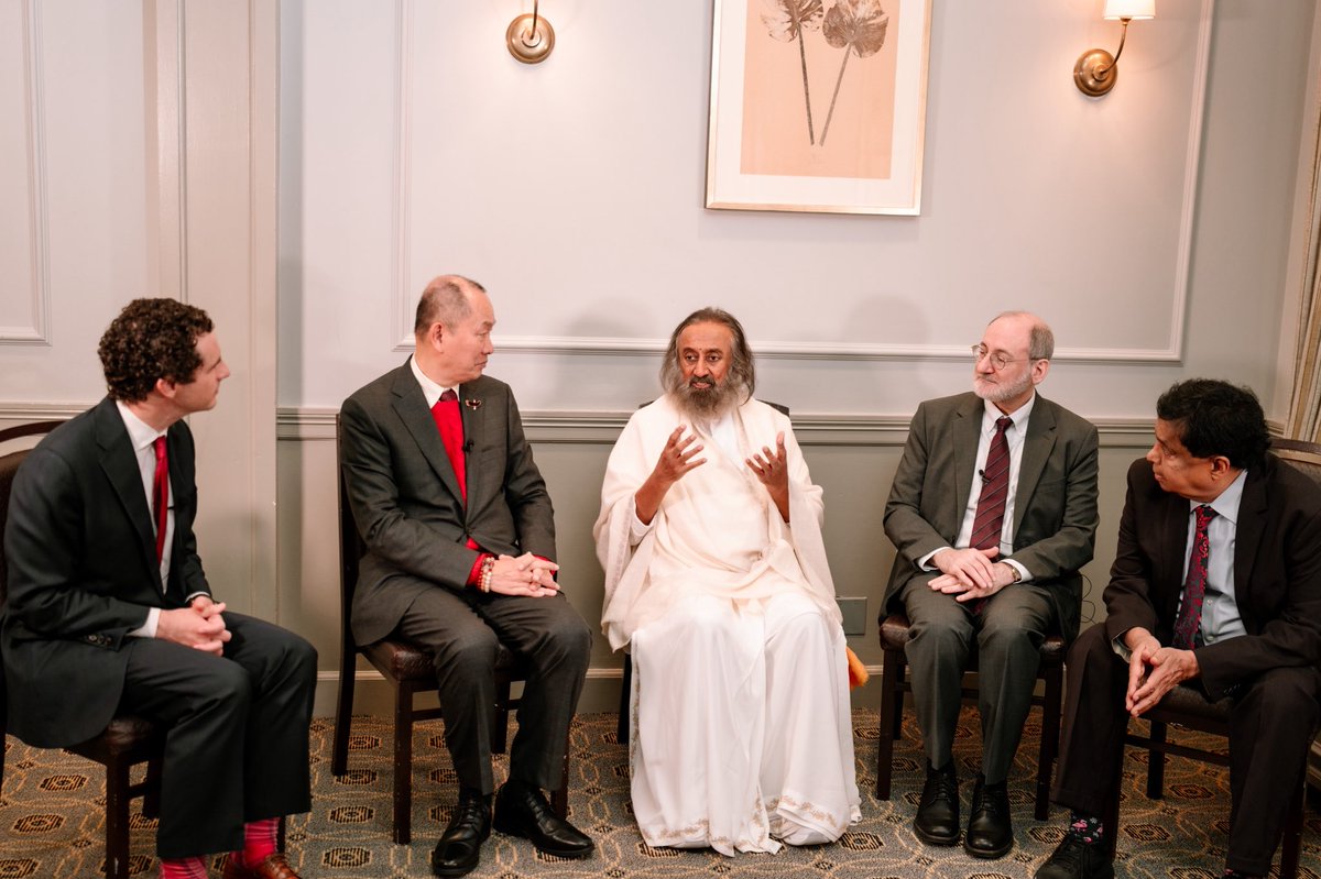 Had dialogue on the current challenges facing our society with Dr. David Silbersweig, Glen Weyl, Nguyen Anh Tuan, and Ramu Damodaran at Harvard University.