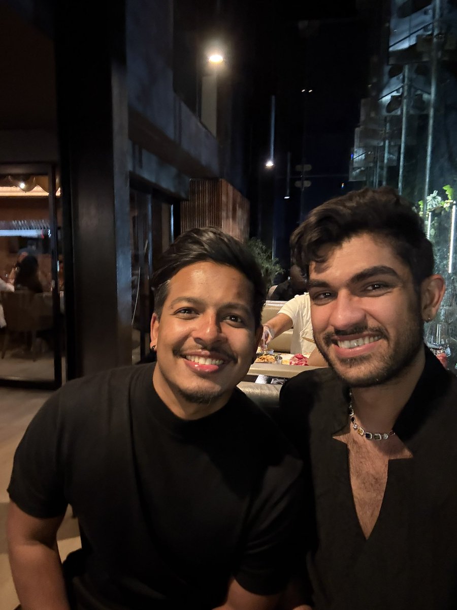 dathomoru's tweet image. Pride Night with my boy