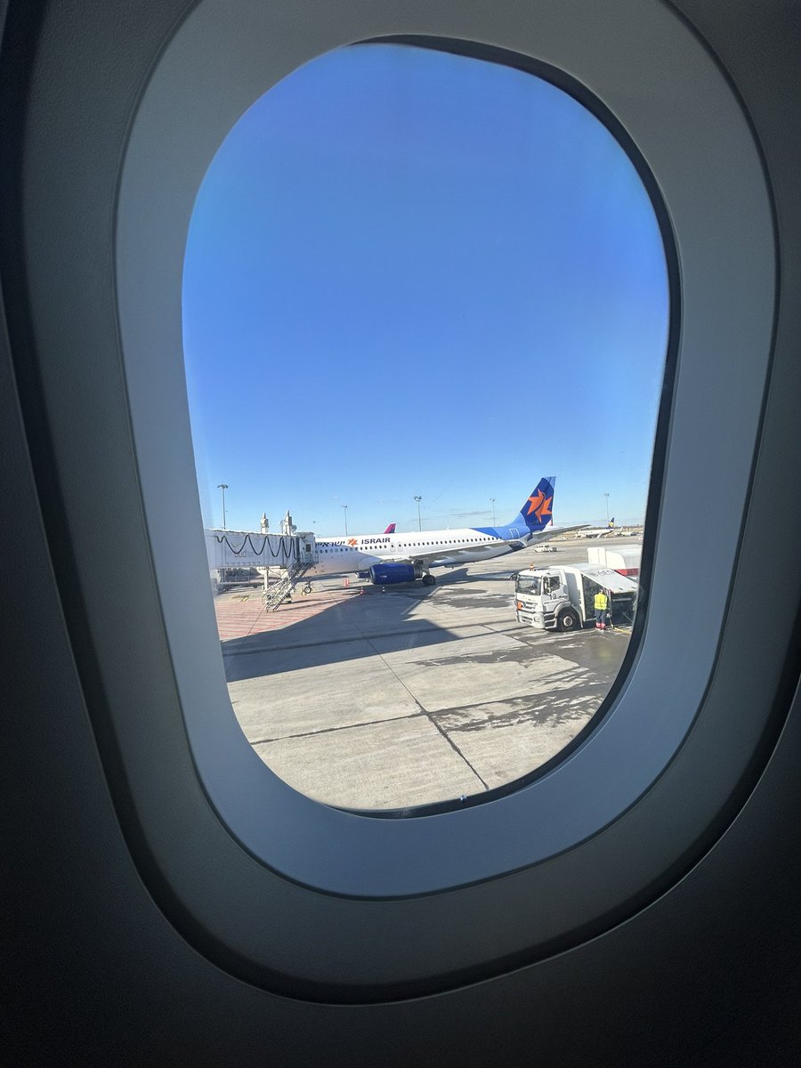 Leg one to Budapest complete. Next stop: Baku. 🛫🇦🇿🔵