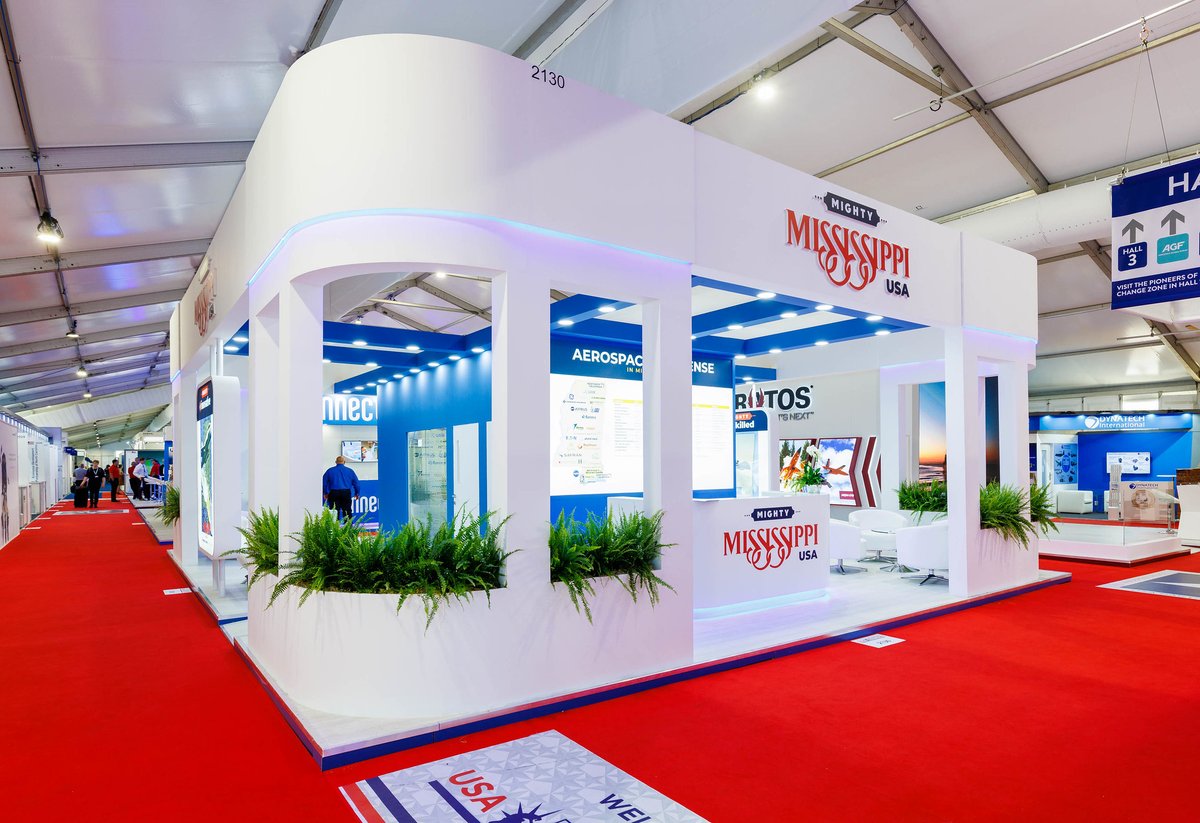 source_here's tweet image. 🌊 The @mdaworks is at @IndoPacExpo this week as part of the #USAPartnershipPavilion, showcasing the state’s cutting-edge #maritime &amp;amp; #defense innovations.

🔗 Explore more via @Sourcehere ➡️ sourcehere.com/company/294
#IndoPacific2025

 #MaritimeTechnology