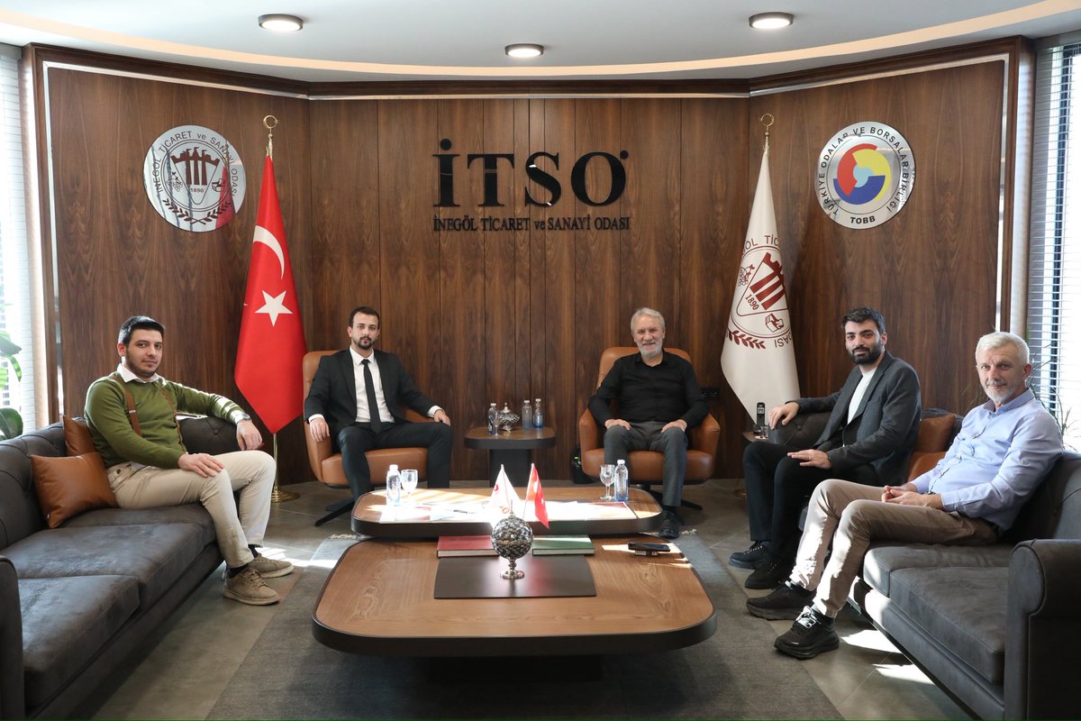 HLÇ Hukuk Bürosu ortakları Av. Gökhan Çakmak, Av. Fırat Yılmaz ve Av. Ahmet Alper Lale odamızı ziyaret etti.
Nazik ziyaretleri için kendilerine teşekkür ederiz.