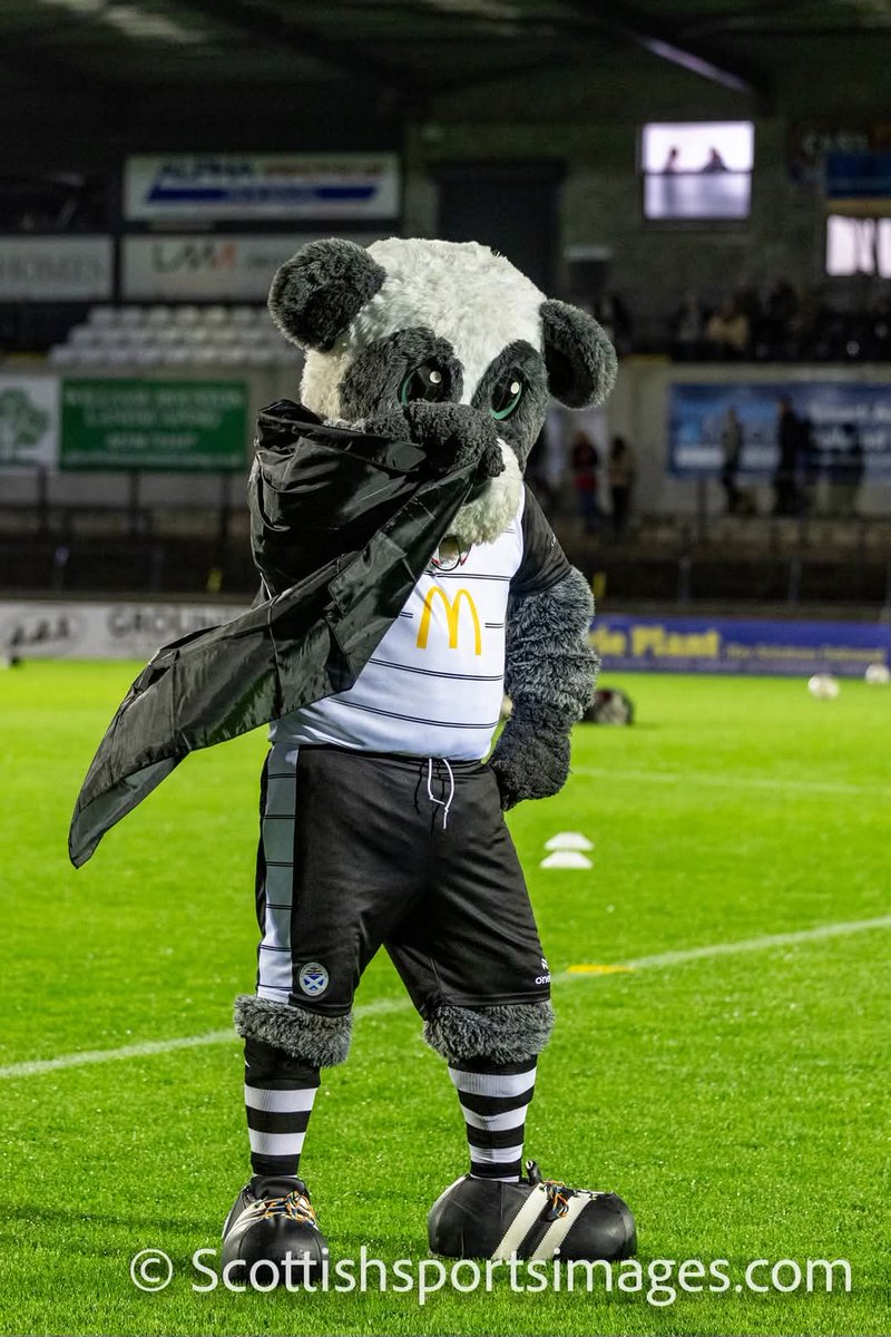 Pandamonium tweet media