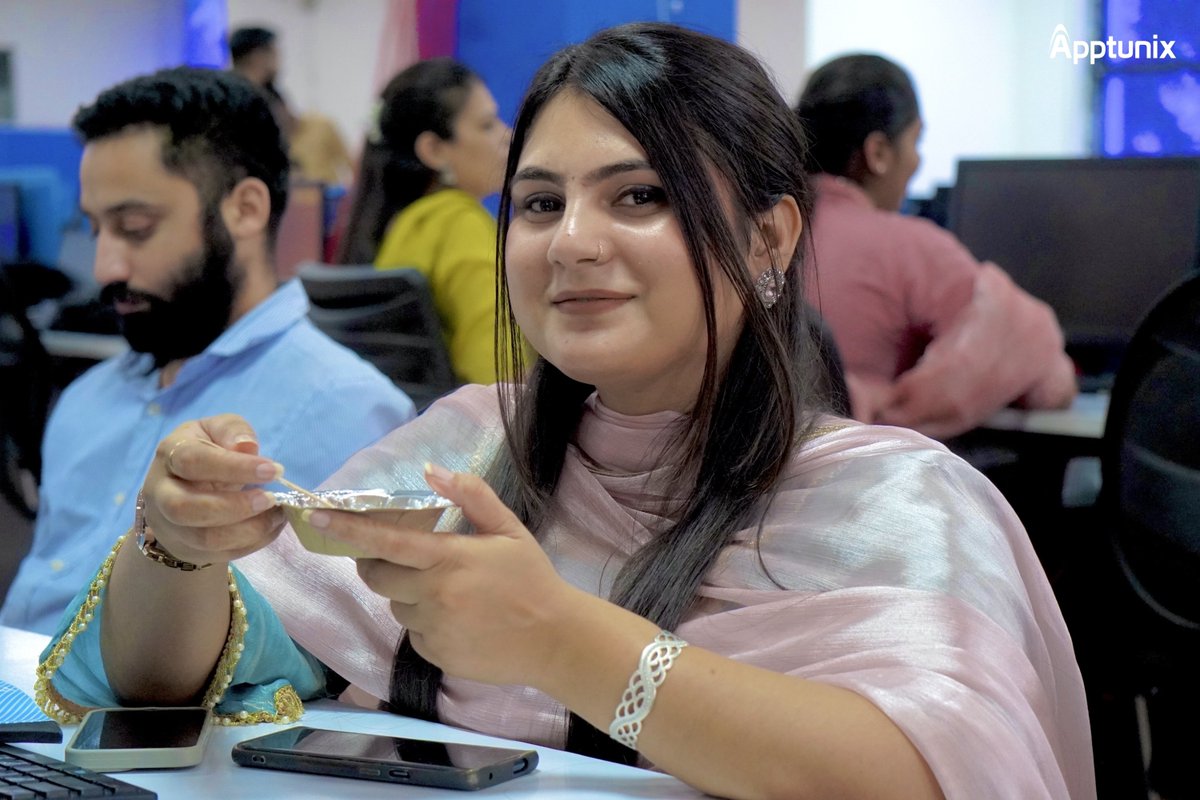 ApptunixUS's tweet photo. We build apps, but we build memories too. 💙

Swipe through the moments that made our year one for the books. 📸

#TeamApptunix #apptunix #employees #workculture #officefun https://t.co/H6u643yyUt