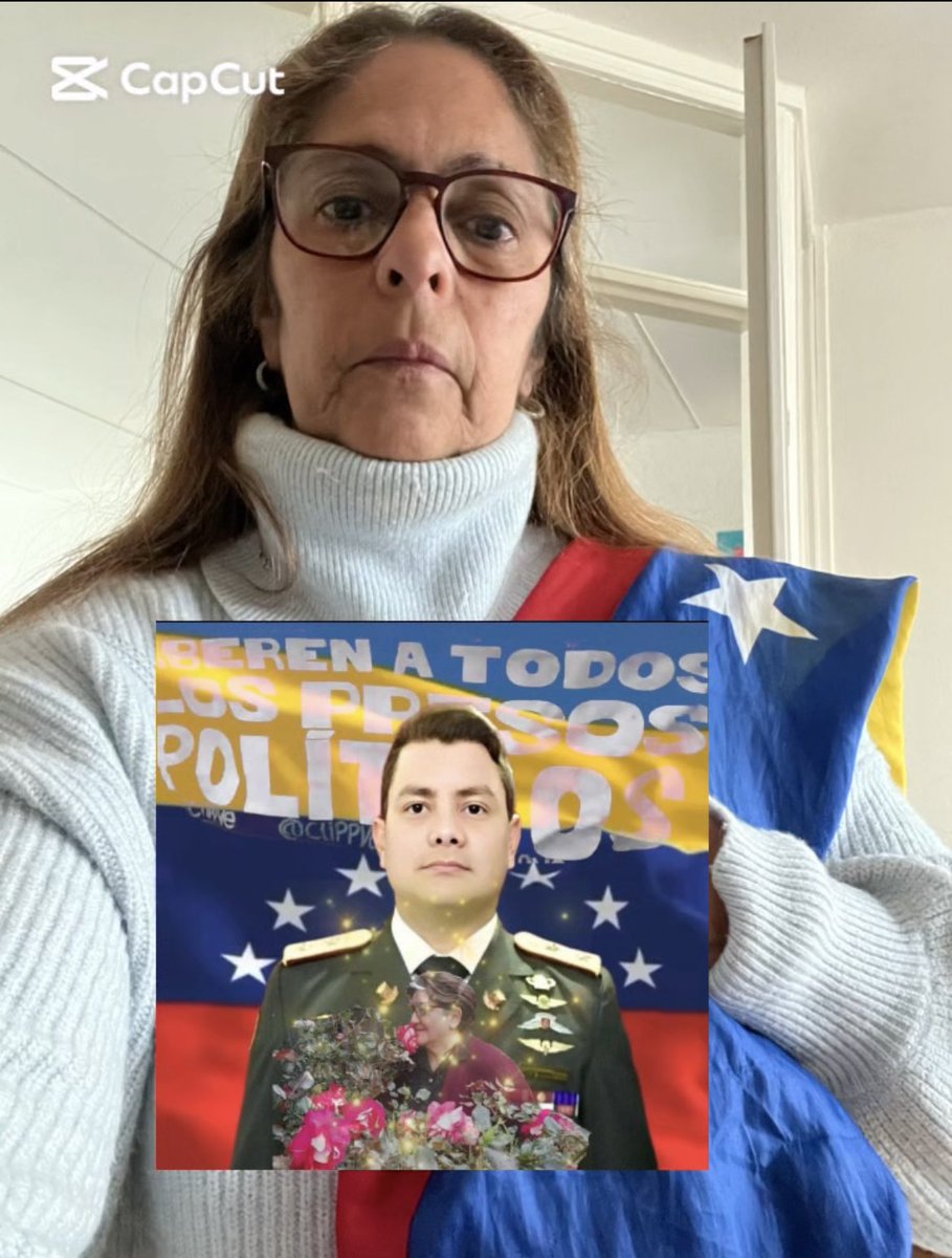 zulimadelvalle's tweet photo. Hoy mi ahijado el Cap. #AntónioSequea cumple 5 y 6 meses siendo un rehén del régimen, y se encuentra aislado,castigado , esposado y desnudo en una celda de 2x2. Y su madre en desaparición forzada. Urgente llamado.
La vida del Capitán António Sequea está en riesgo.
#NoCallar 💔 https://t.co/hqp5mvP2Cj
