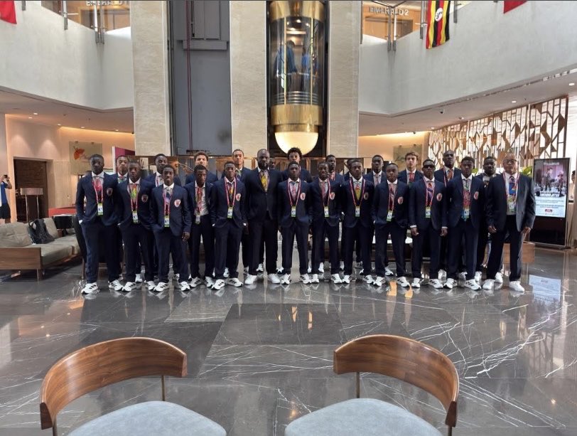 MARADIOFM's tweet photo. Les Grenadiers U17 avant leur match de ce matin à 8h30 face à l’Egypte en Coupe du monde de football.@fhfhaiti @FIFAWorldCup .#Alasso 🇭🇹🇭🇹🇭🇹🇭🇹🇭🇹#RFMINFO https://t.co/BKKjGeroyL