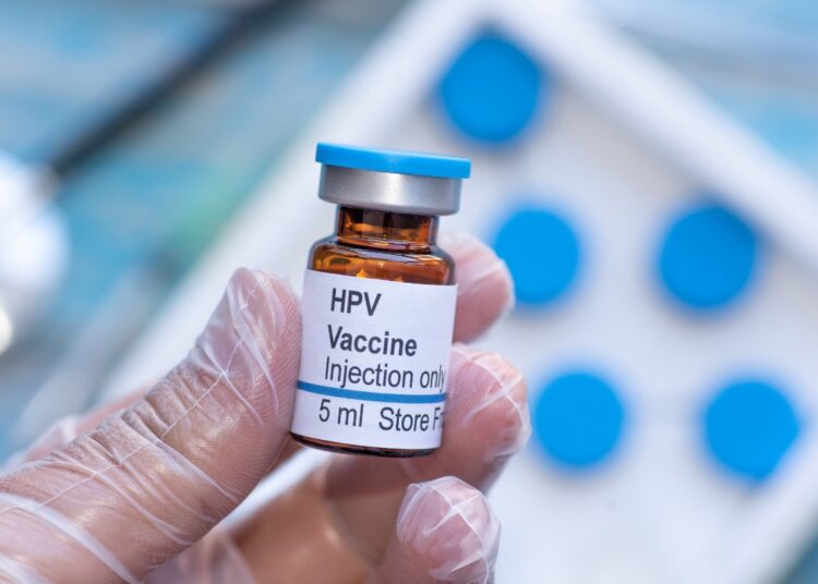 MeyvisEstevezE's tweet photo. En un paso histórico para la salud pública y el cuidado de nuestros infantes, #Cuba comenzará la vacunación de más de 68 000 niñas de nueve años contra el Virus del Papiloma Humano para protegerlas contra el cáncer cervicouterino.

#CubaPorLaSalud 
#CubanosConDerechos https://t.co/Aq9HEtiy9q