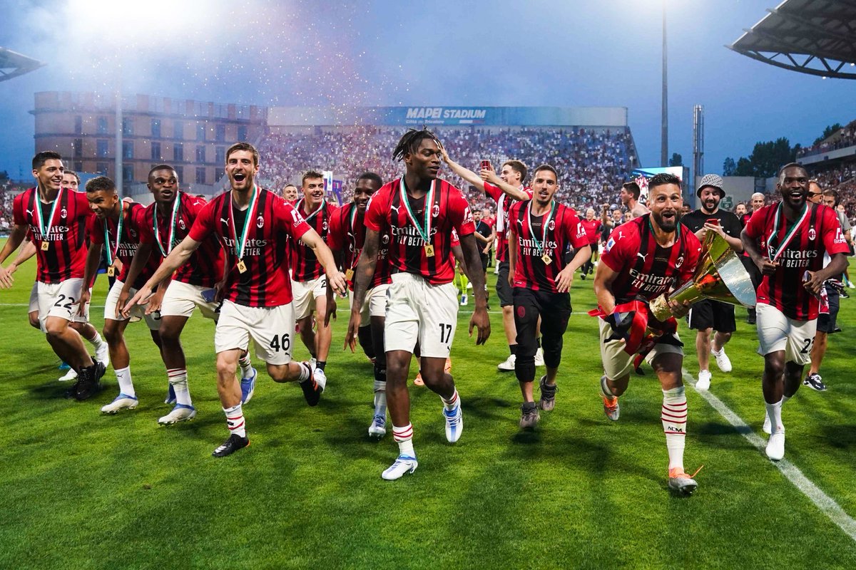 accountnumero38's tweet image. Vinto uno scudetto NONOSTANTE Stefano Pioli