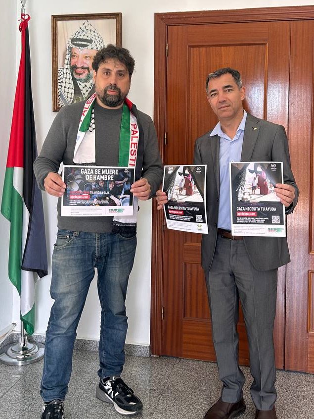 FRAVM's tweet photo. 🇵🇸 Hoy hemos presentado en la Embajada @PalestinaenEsp nuestra campaña de solidaridad con #Gaza y de apoyo a la @UNRWAes

Más de 2 millones de personas necesitan ayuda urgente.

👉Desde nuestros barrios, apoyemos su labor humanitaria. Aporta mediante Bizum 33369 o transferencia. https://t.co/9ErOzUCWDP