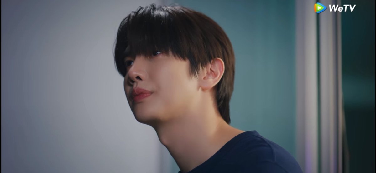 imaxkyyou's tweet image. แล้วคือซีนนี้พี่ธีร์เศร้าได้หล่อชิบหายยยยยย กุกรี้ดจนแทบบ้า น้องโซ่มากอด back hug อีก โคตรจะน่ารักอะ หน้าหวาน ตาหวาน แก้มย้วย ฮื่อออ เมะเคะในอุดมคติกุมากๆๆๆๆ😭😭😭 พี่ธีร์น้องเด๋อที่ถูกต้องมากกกกกกก 😭

MAXKYBAS WETV ORIGINAL

#ซอโซ่ล่ามธีร์
#maxkybas #แม็กกี้บาส