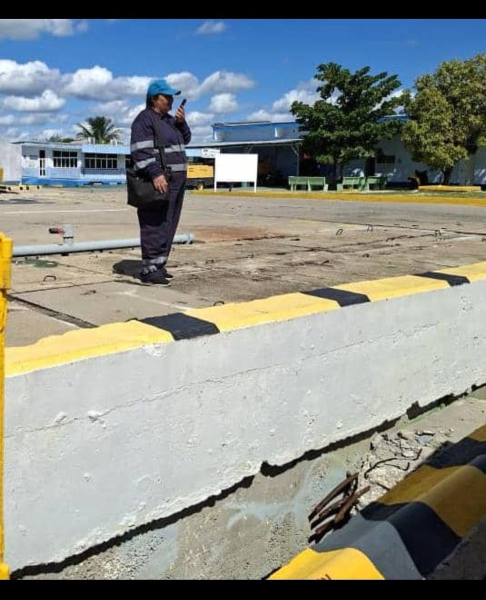 RCBClass's tweet image. El equipo técnico de obras hidrotecnicas del RCB inspecciona con rigor, documenta con precisión y recomienda con profesionalidad. Cada revisión es una herramienta para operar con previsión y seguridad.