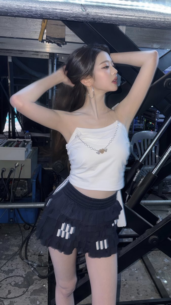 SO GORGEOUS WONYOUNG