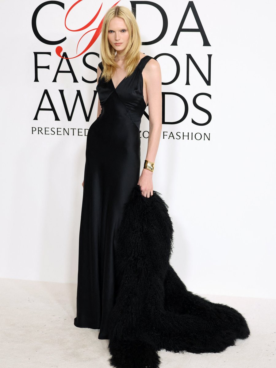 Michael Kors tweet media
