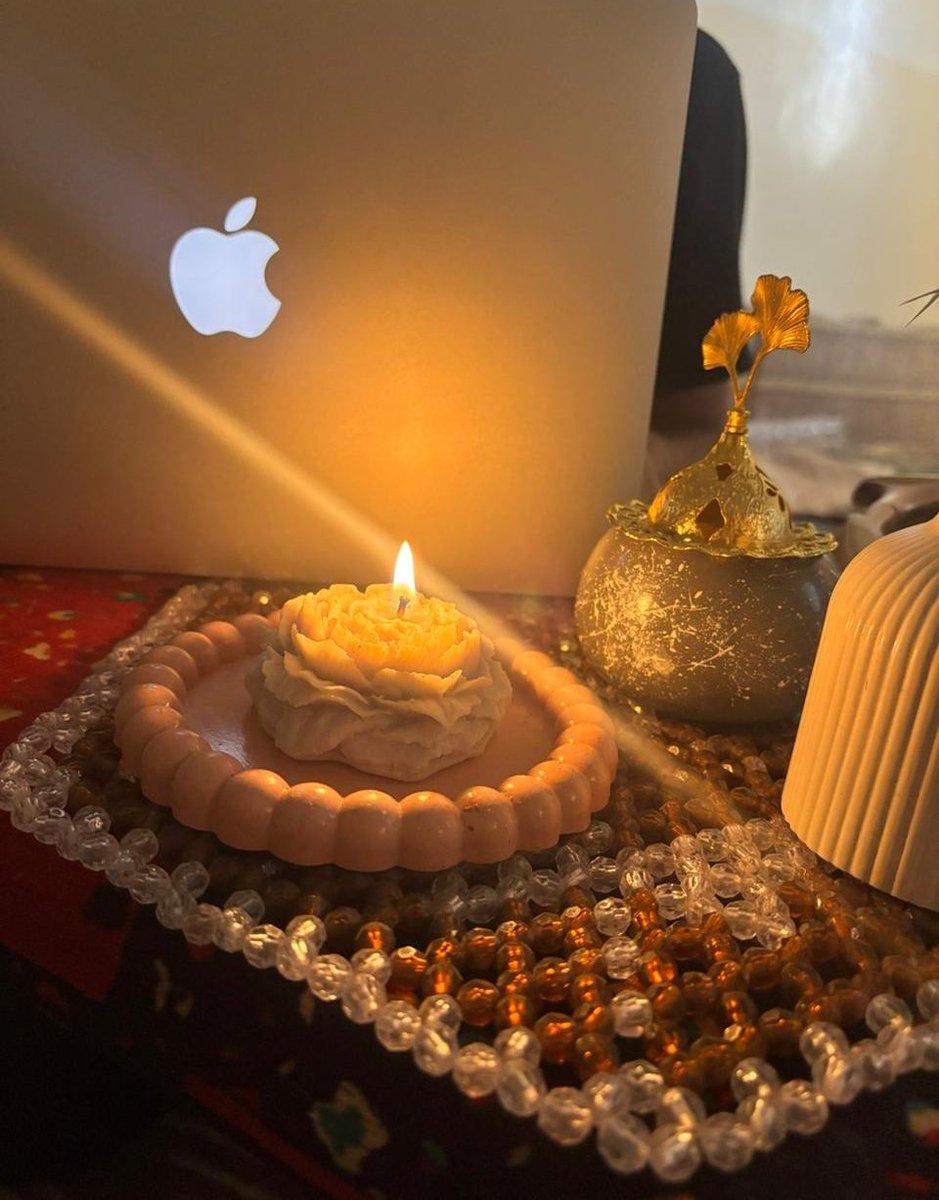 __sama11__'s tweet photo. Simplicity with a touch of glow 🤎 https://t.co/EZ7Fv7nDQm