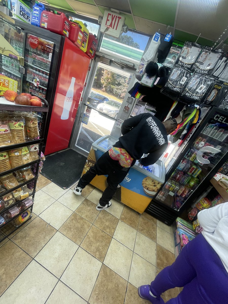 HYPEMAN 🏳️‍🌈🎤 tweet media