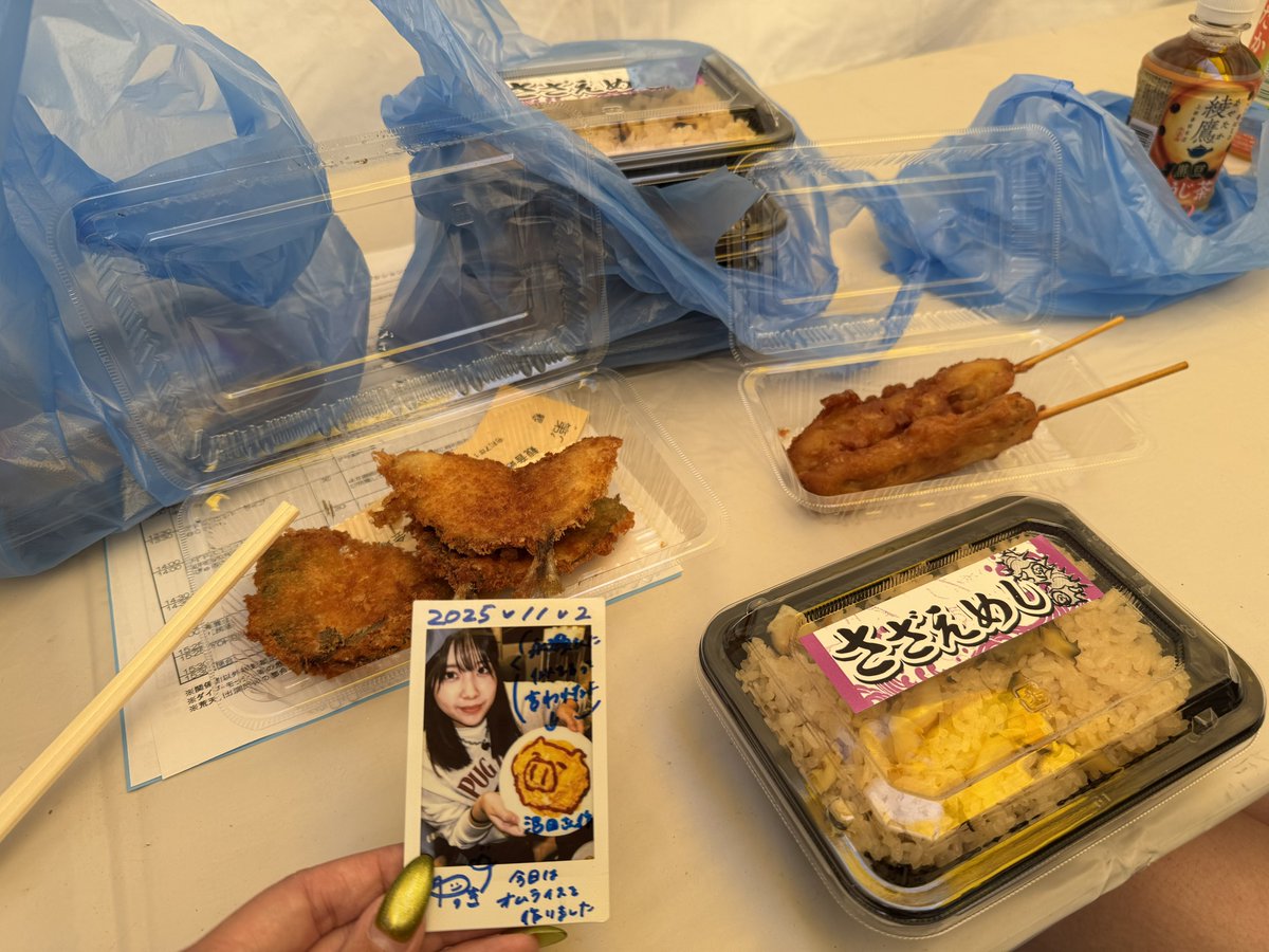 _Num__'s tweet image. ゆっきー、海だよ。と、
ゆっきー、ごはんだよ。の
ツイートを昨日しわすれました。