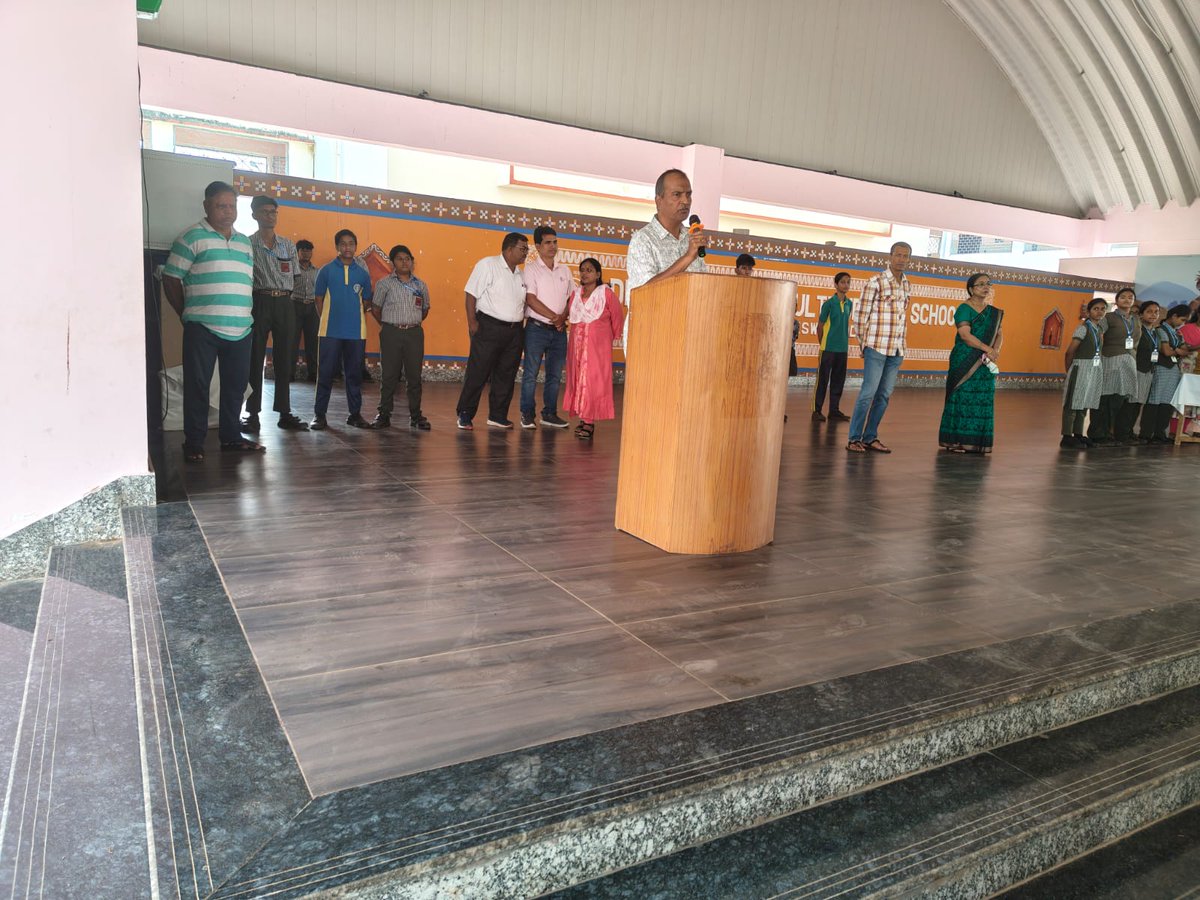 PMShriDMS64BBSR's tweet image. Speeches on Day 2 of Janjatiya Gaurav Pakhwada, A 15-day tribute to Bhagwan Birsa Munda’s 150th Birth Anniversary, honoring his legacy of courage, unity, and pride in tribal heritage.#NCERT #CIETNCERT #PMSHRIDMSBBSR #RIEBBSR
#EduMinOfIndia
#StrongerTogether #Studentparticipation