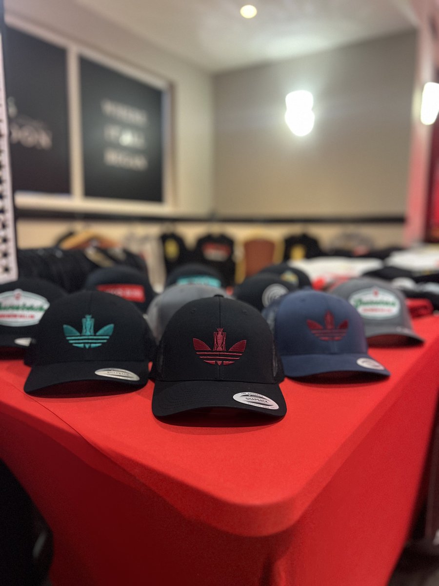 Our stall at The Sandon is ready to go for tonight 👊🏻 if that rat gets put into the stands and goes off injured everything’s half price 🔴