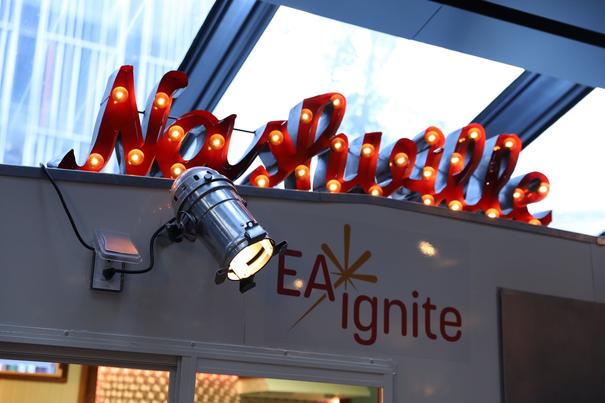 That's a wrap on Day 1! What an incredible start to EA Ignite Fall! 

From our unforgettable Headliner to deep-dive sessions and hallway connections, today reminded us what makes this community so special, and we’re just getting started! 

Here's to Day 2!