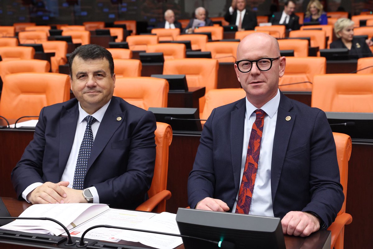 📍TBMM

TBMM Genel Kurulu’nda bugünkü görüşmelerimizi sürdürüyoruz. Kademeli emeklilik bekleyenlerin, kamu mühendislerinin, yardımcı hizmetler sınıfının, staj ve çıraklık sigortası mağdurlarının, atama bekleyen sağlık personelinin, atama bekleyen öğretmenlerin ve çözüm bekleyen