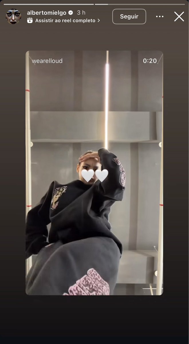 Atualização de Alberto Mielgo (Animador e Diretor espanhol do episódio  Love, Death &amp; Robots: “Jibaro” (2022) ) com #LISA nos stories:

“Eu teria adorado ver isso AO VIVO @.lalalalisa_m 🤍”