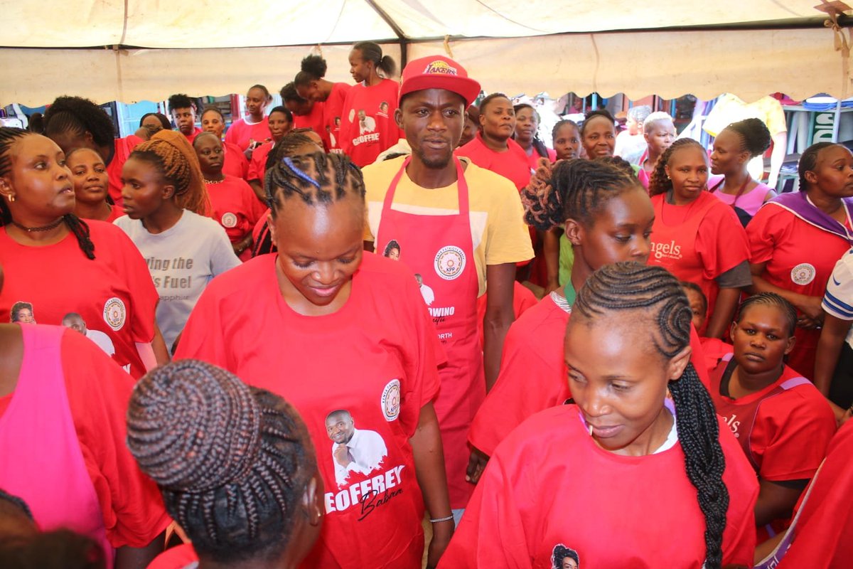 itsagneskagure's tweet image. The Kenya Patriots Party (KPP) drive to empower small-scale traders and uplift our youth is no longer a plan on paper but a work in motion. Kudos to our Kariobangi North MCA candidate Geoffrey Owino for spearheading this push in Kariobangi and surrounding areas. Wana-KPP wafike…