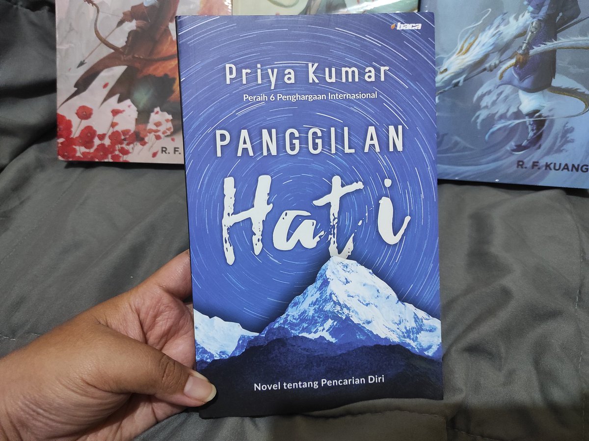 shyoahanzon's tweet photo. ☁️ November Bookmail ☁️

AKHIRNYA BISA JEMPUT WL ABADI INI 😭😭😭😭 Makasih kak @soliedtude, baik bgt ngasih buku bonus juga 😍❤️‍🔥 https://t.co/JHMv1doMdc