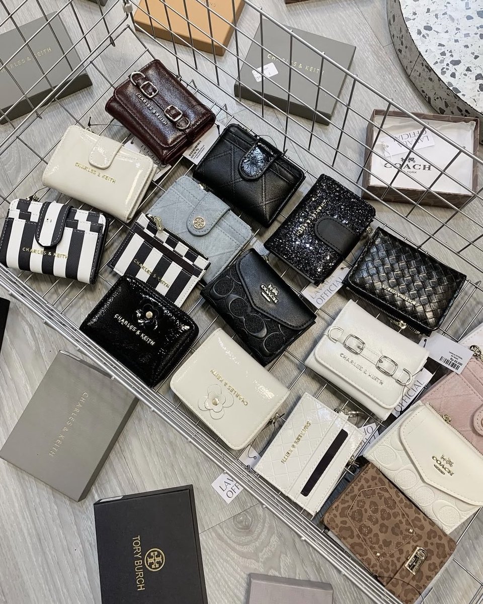 berburushopee's tweet photo. — lavala wallet
🛒 https://t.co/ymuemCzd1t

mereka juga jual dompet cantik gini guys, harganya 60-90ribuan, modelnya cantik dan premium gitu🫶🏻 https://t.co/WsD88TdDxf
